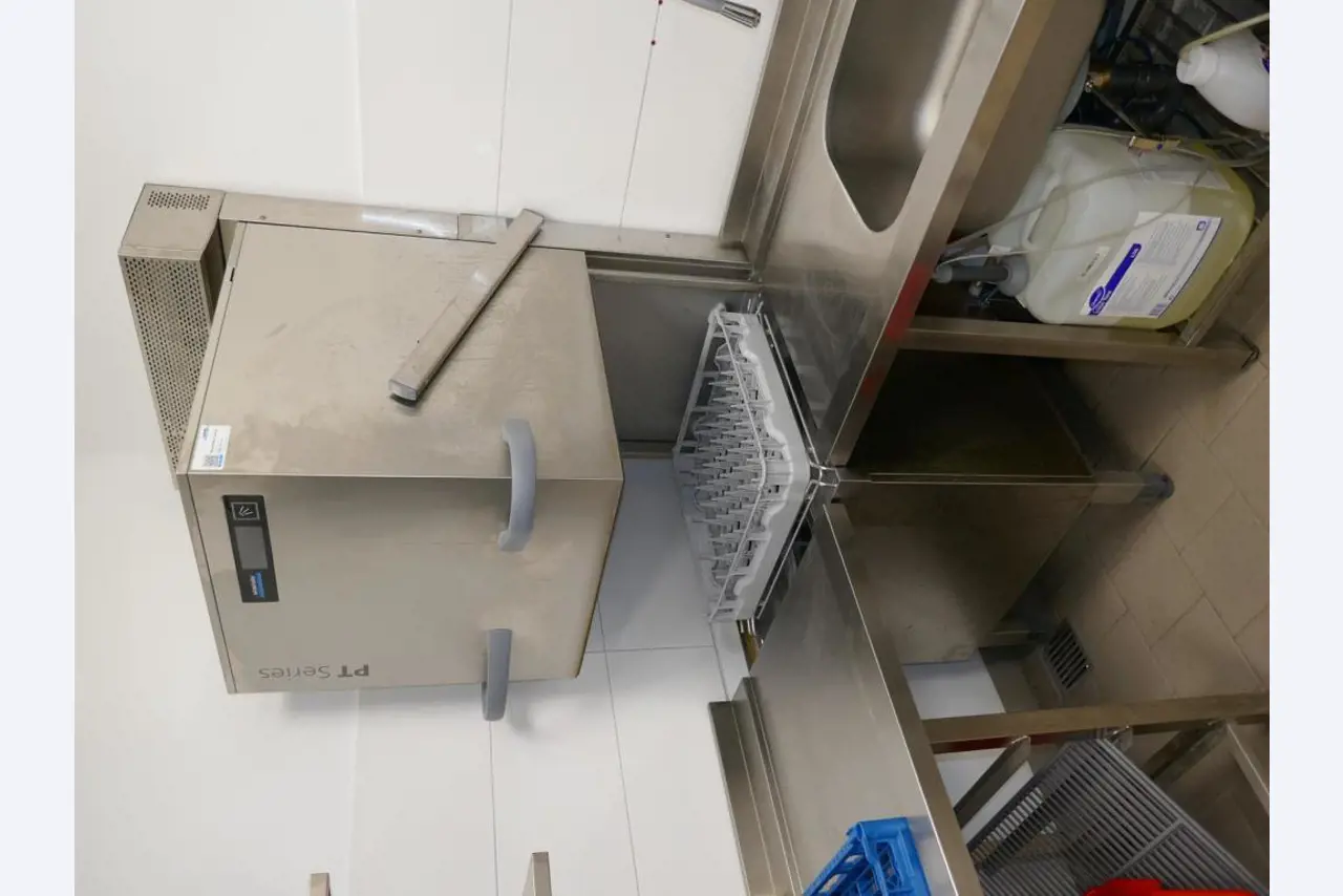 Equipamiento de hostelería-2