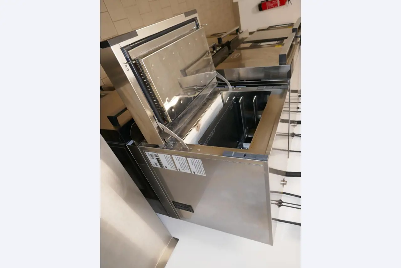 Stravovací zařízení-4