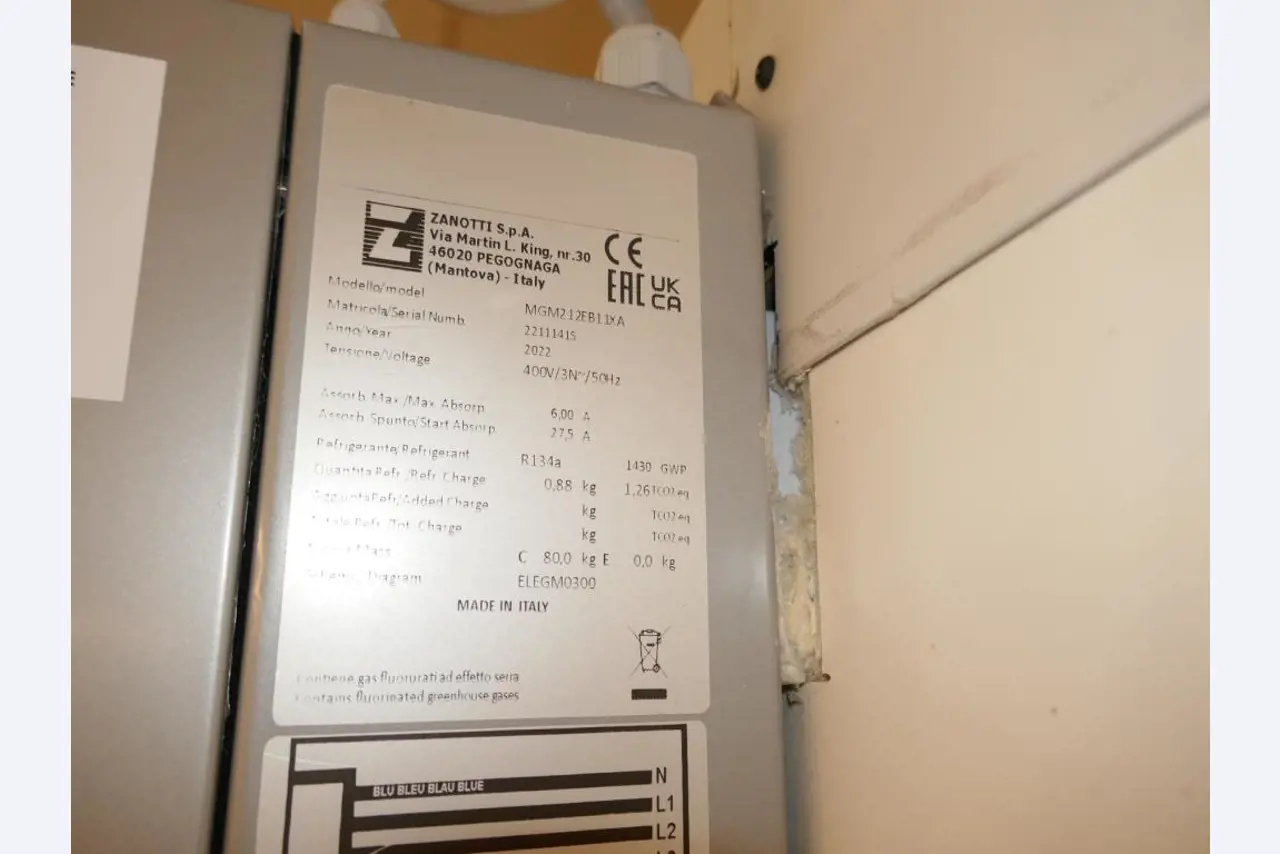 Stravovací zařízení-18