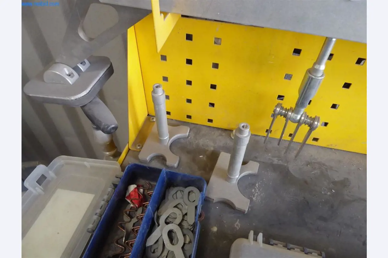 BGA, inventar in material za montažo (pleskarji, lakirniki in karoseristi).-8