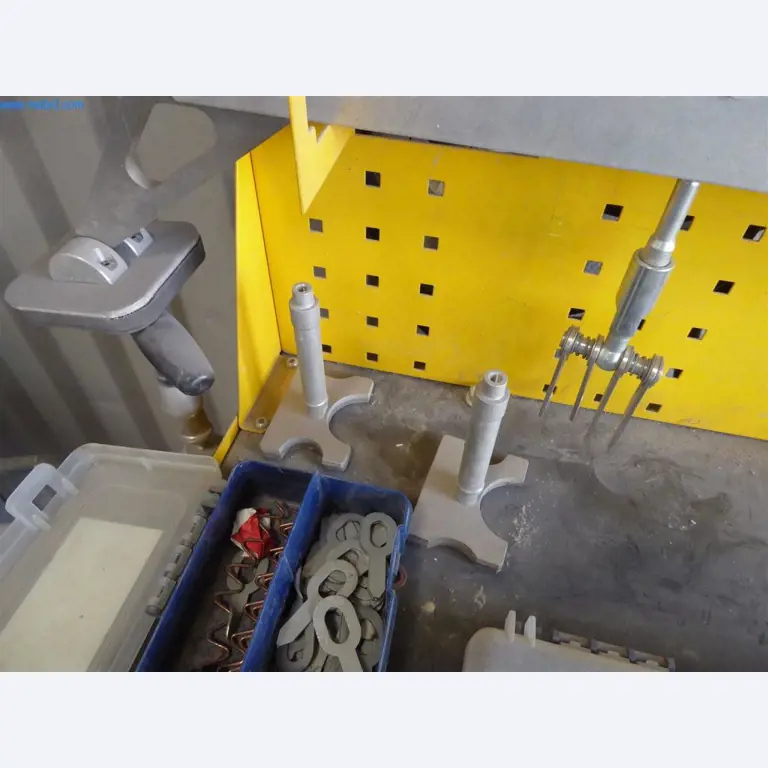 BGA, inventar in material za montažo (pleskarji, lakirniki in karoseristi).-8