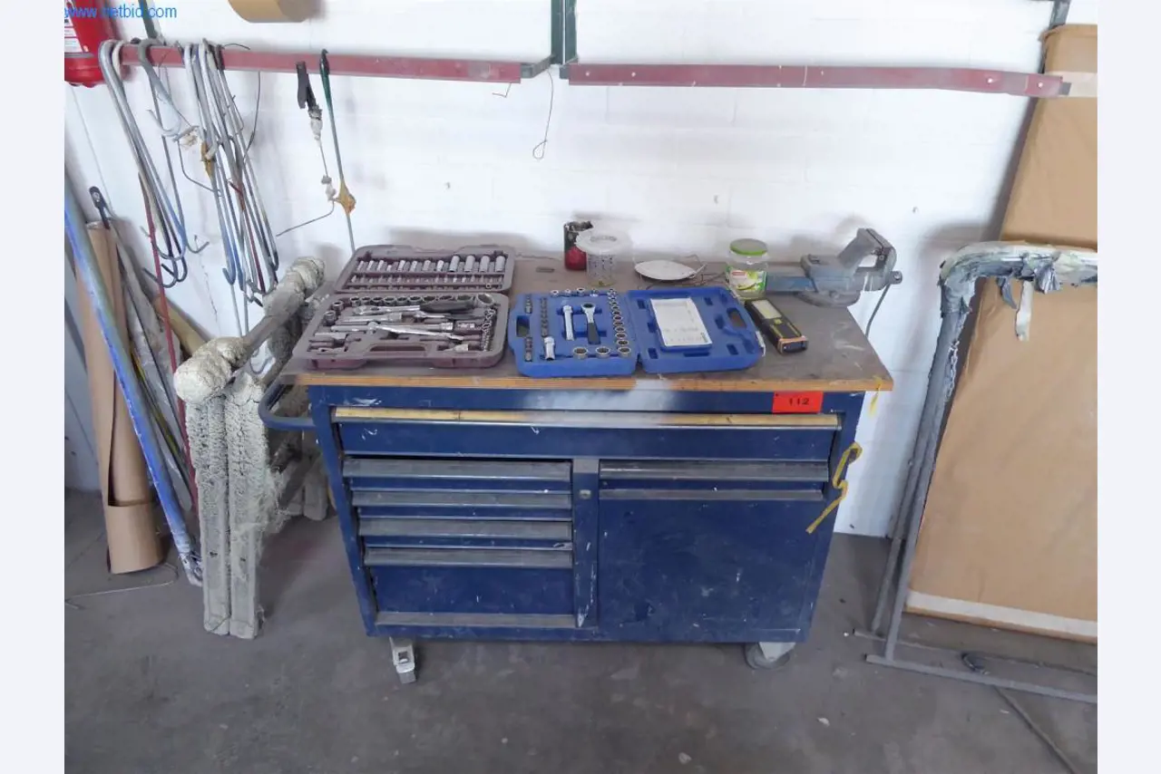 BGA, Warenvorräte und Montagematerial (Maler, Lackierer und Karrosseriebau)-1