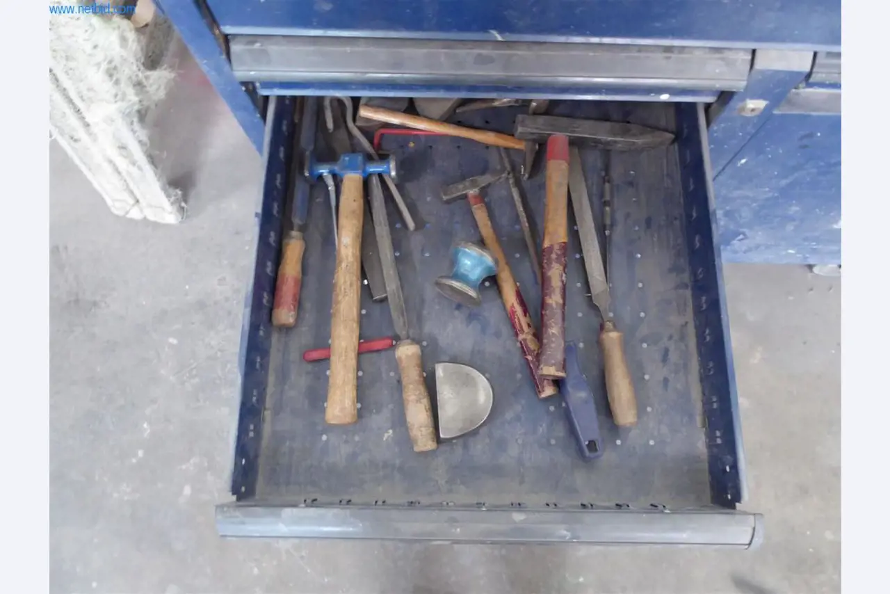 BGA, Warenvorräte und Montagematerial (Maler, Lackierer und Karrosseriebau)-4