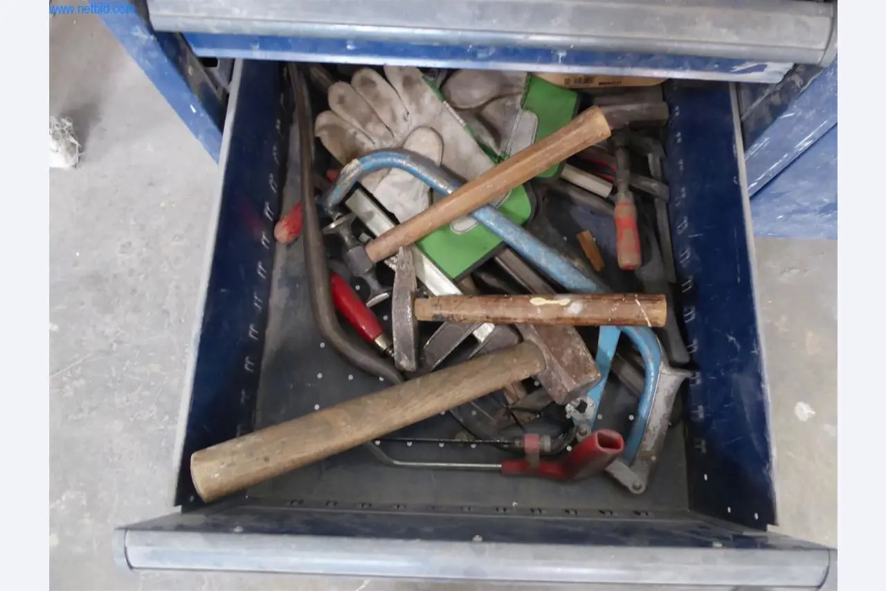 BGA, Warenvorräte und Montagematerial (Maler, Lackierer und Karrosseriebau)-8