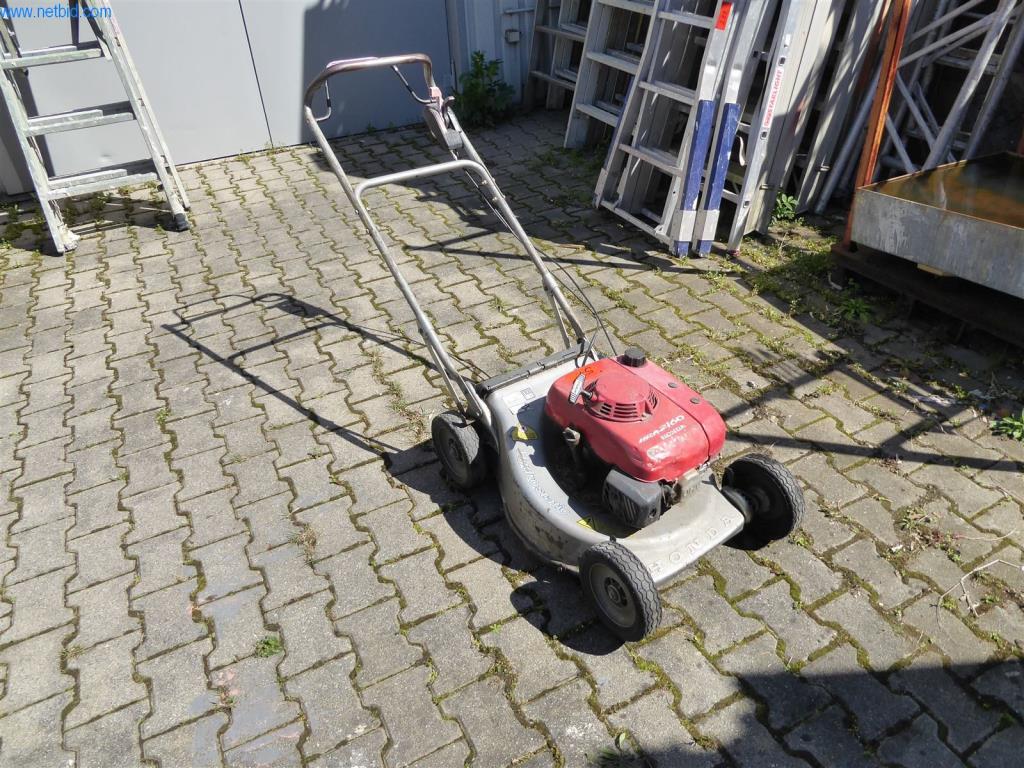 BGA, Warenvorräte und Montagematerial (Maler, Lackierer und Karrosseriebau)-2