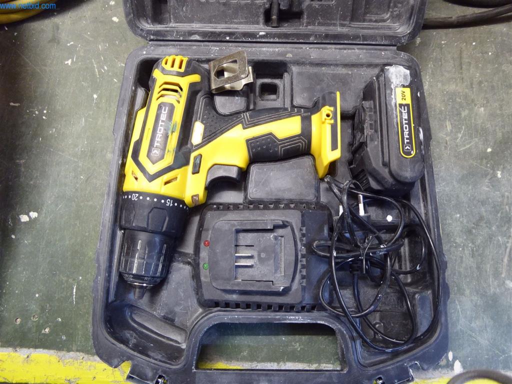 BGA, inventarios y materiales de montaje (pintores, barnizadores y carroceros)-1