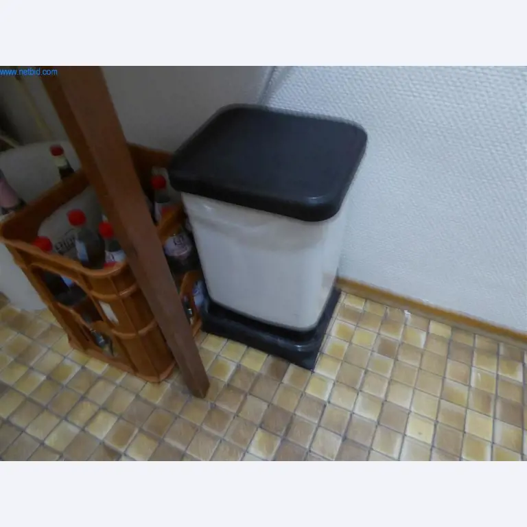 BGA, Warenvorräte und Montagematerial (Maler, Lackierer und Karrosseriebau)-1