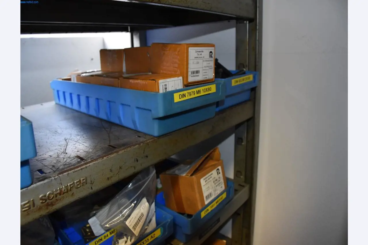 Metallbearbeitungsmaschinen-11