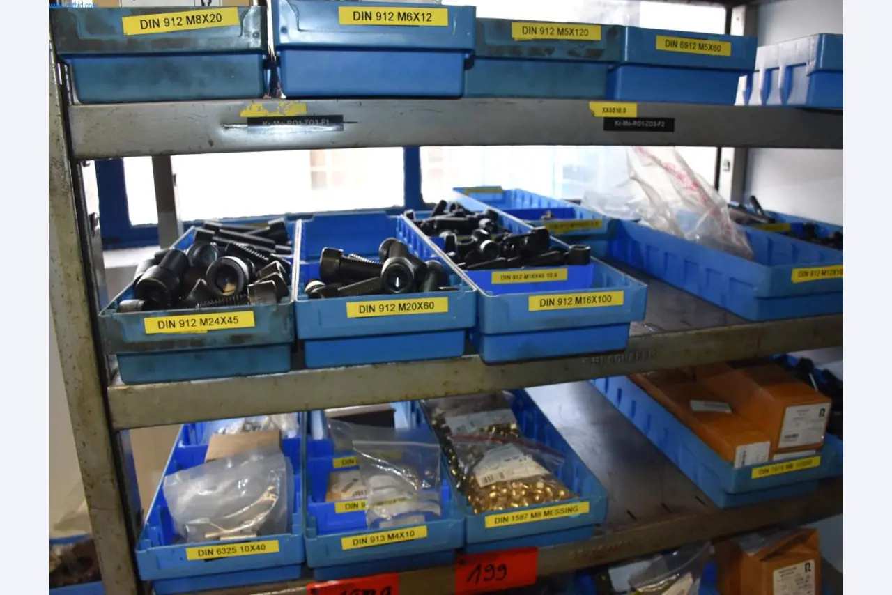 Metallbearbeitungsmaschinen-8