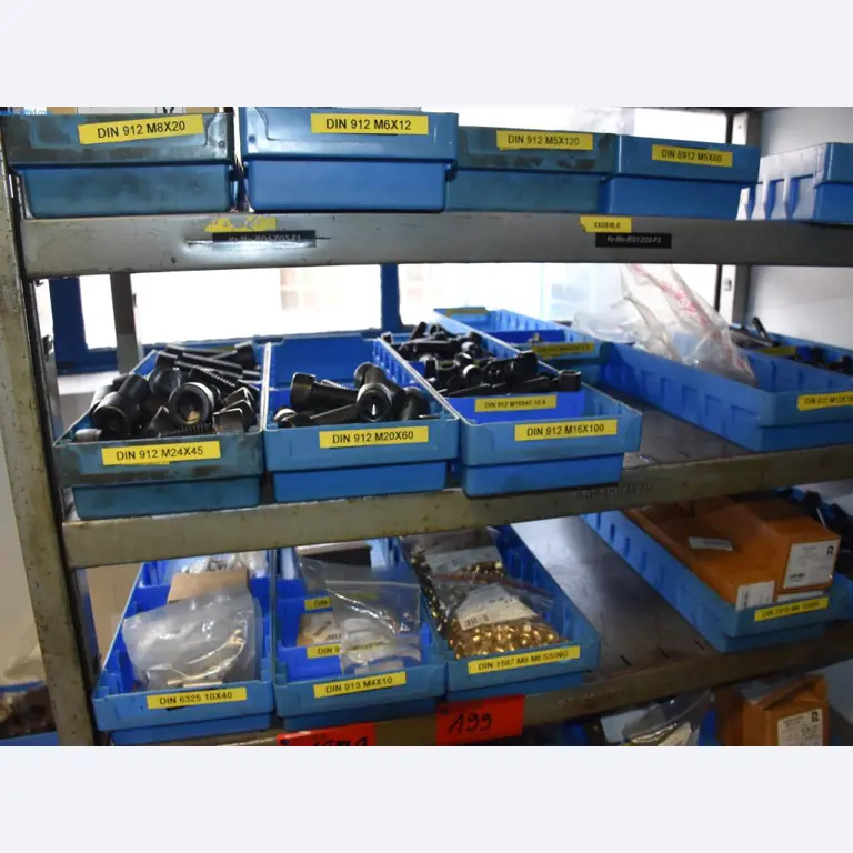 Metallbearbeitungsmaschinen-8