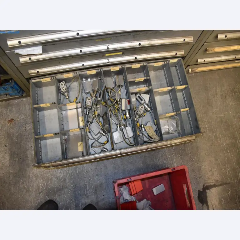 Metal working machinery-11