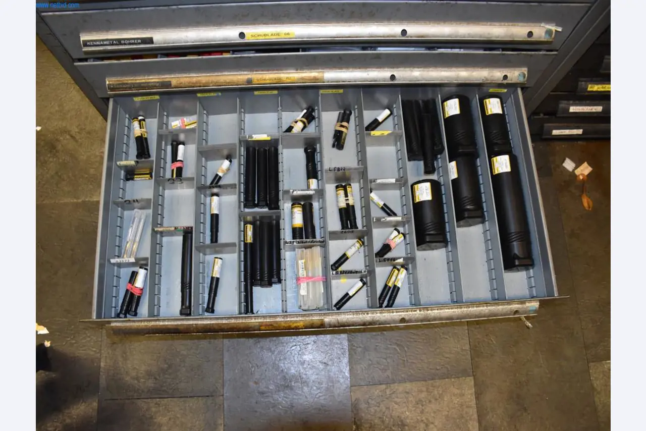 Metallbearbeitungsmaschinen-8