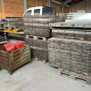 1 Posten Coffrages pour béton Paschal Typ Rasterschalung