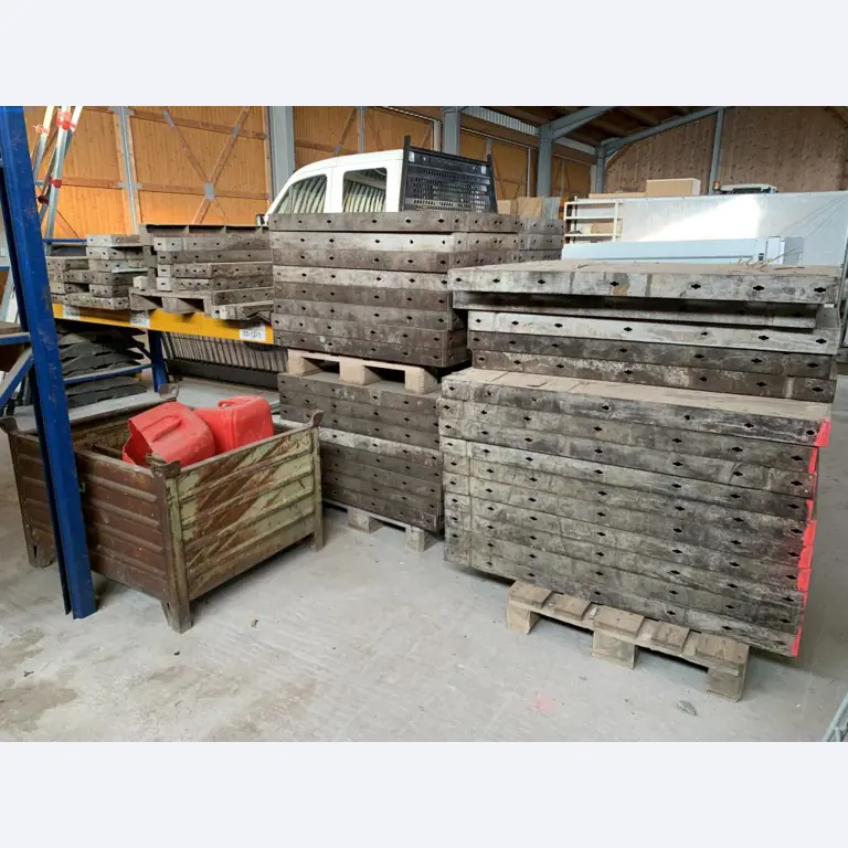 Máquinas e veículos de construção-1