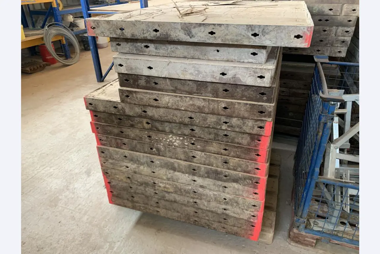 Máquinas e veículos de construção-3