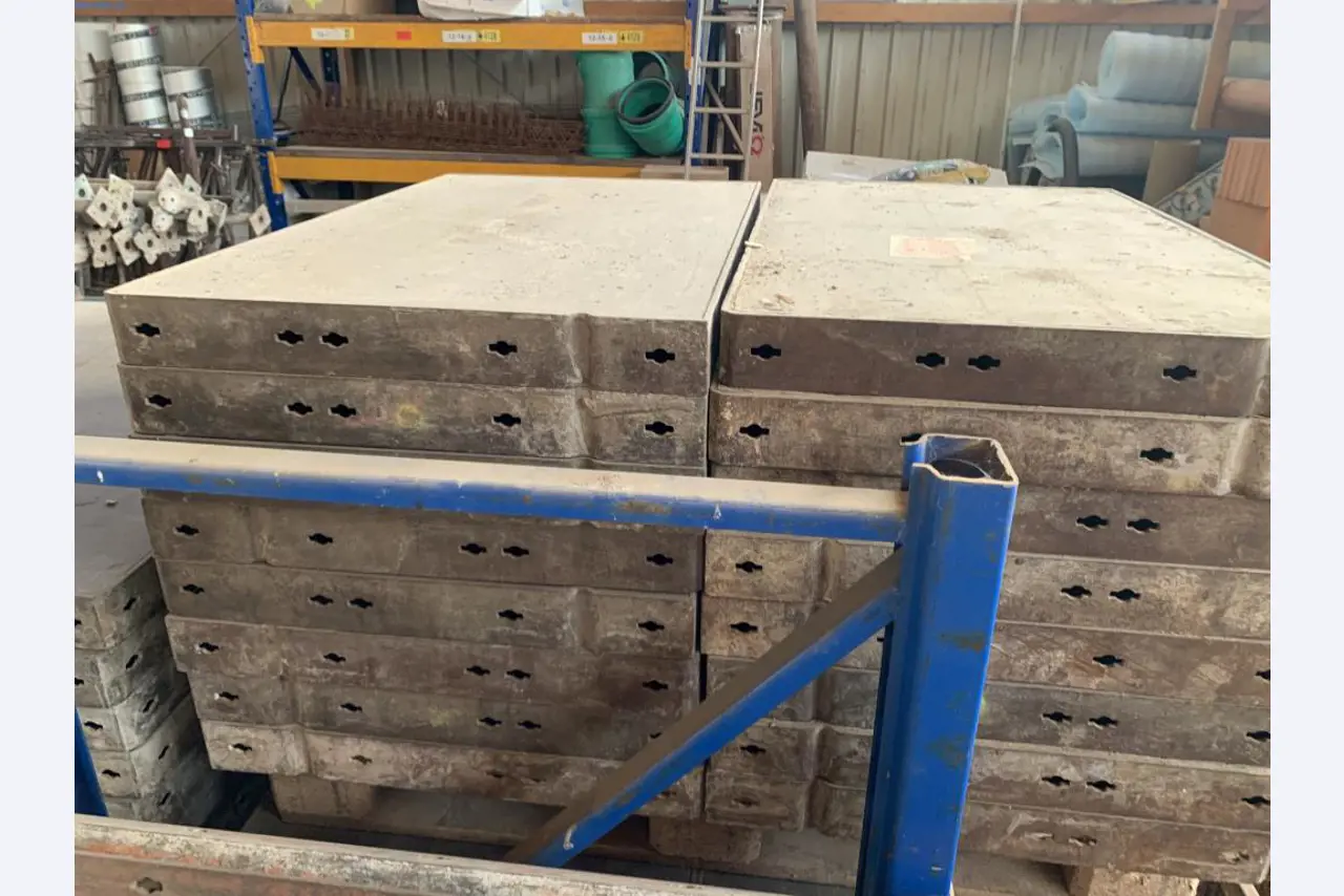 Máquinas e veículos de construção-6