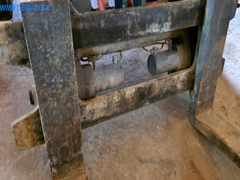 Machines et véhicules de chantier-19