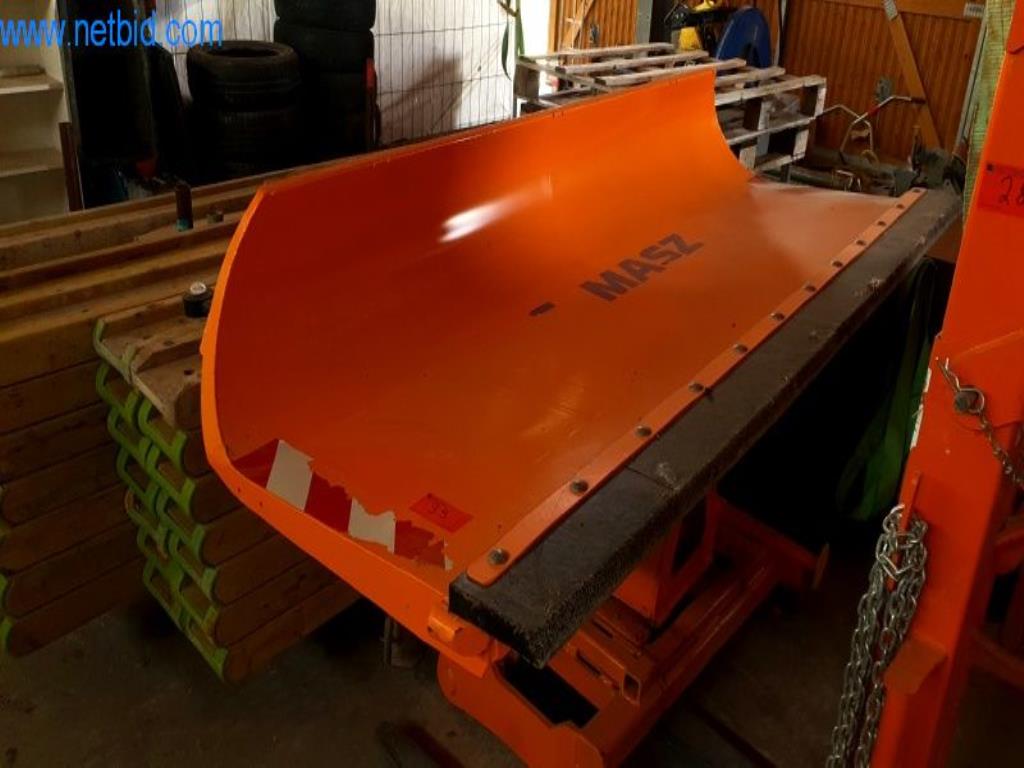 Machines et véhicules de chantier-9