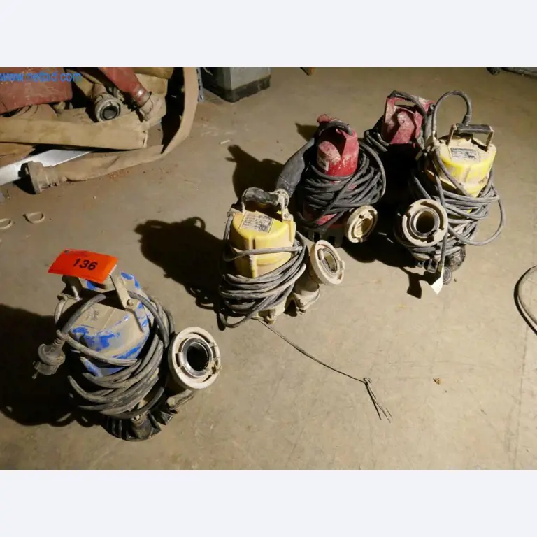 Baumaschinen und Fahrzeuge-1