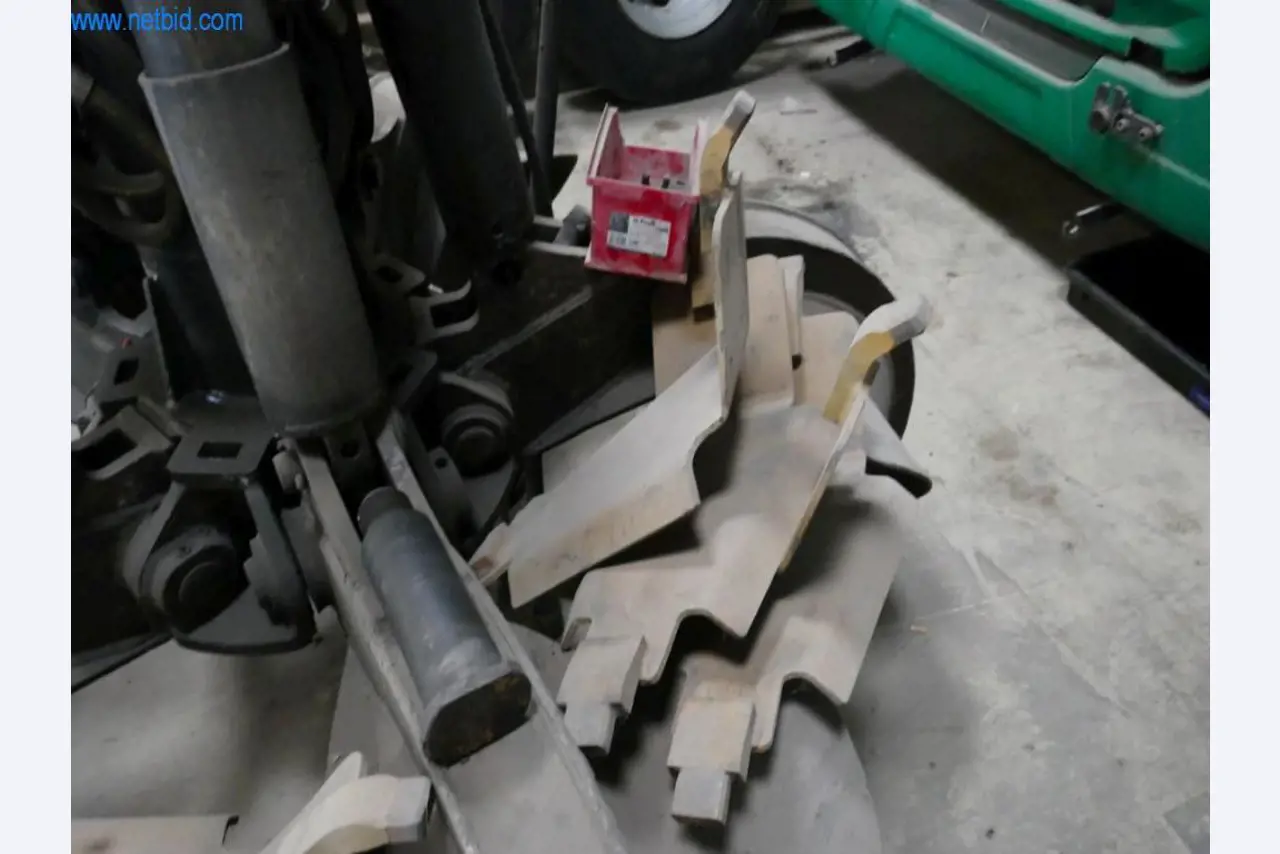 Maszyny budowlane i pojazdy-4