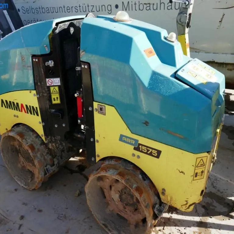 Grabenwalze (Trensh Roller) Ammann ARR1575