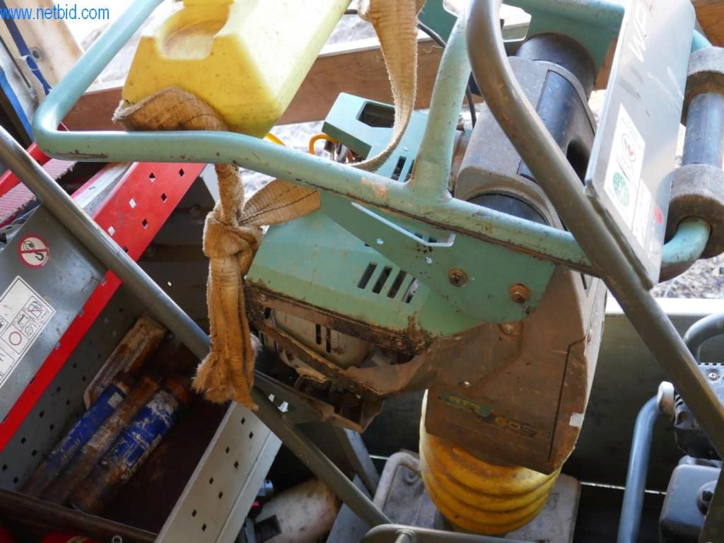 Stavební stroje a vozidla-7