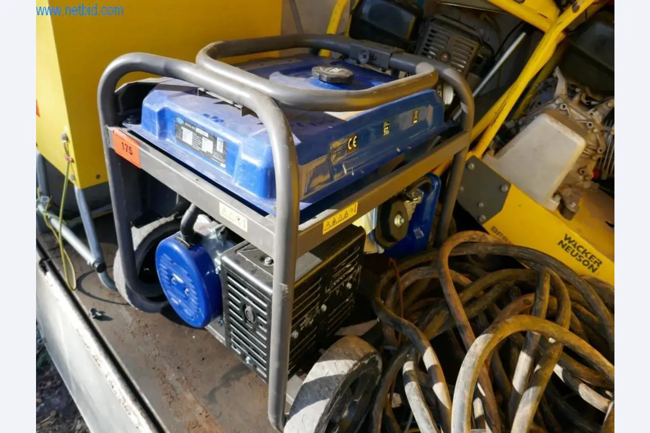 Maquinaria y vehículos de construcción-3