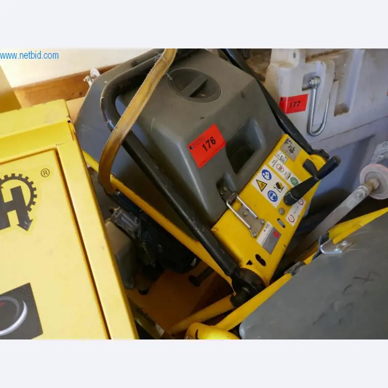 Stavební stroje a vozidla-4