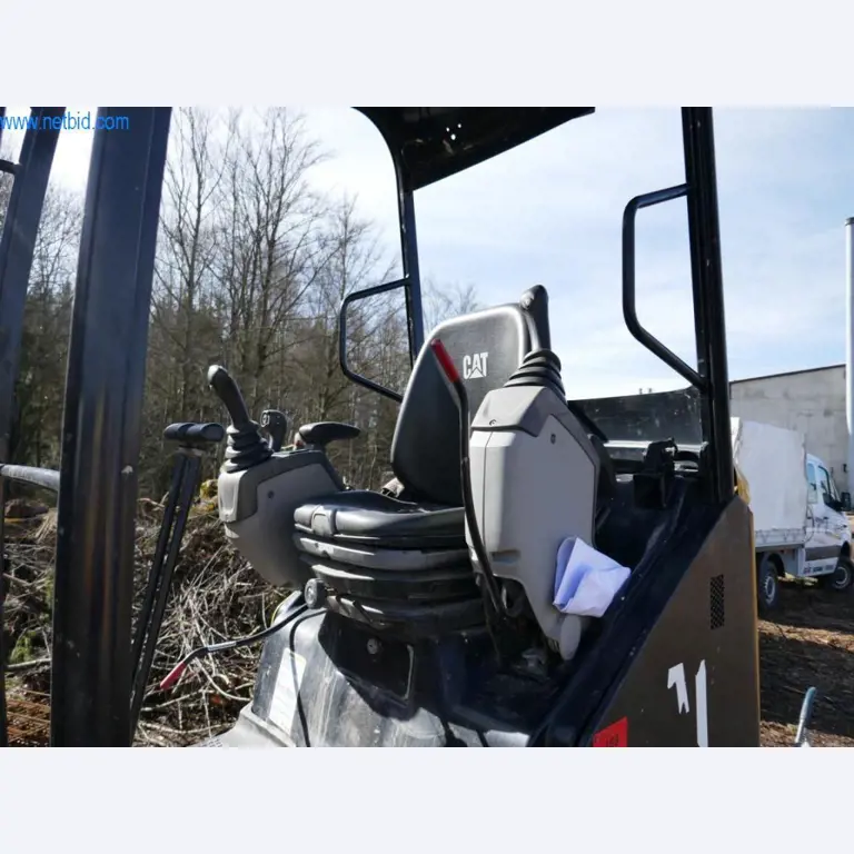 Stavební stroje a vozidla-12