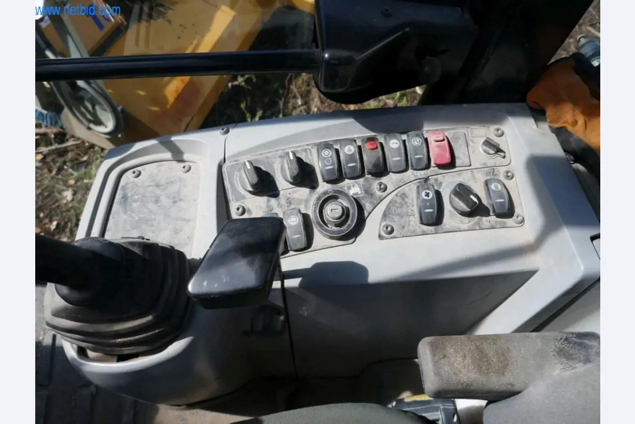 Stavební stroje a vozidla-3