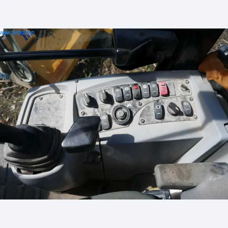 Stavební stroje a vozidla-3