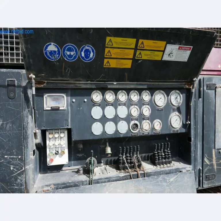 Gradbeni stroji in vozila-14