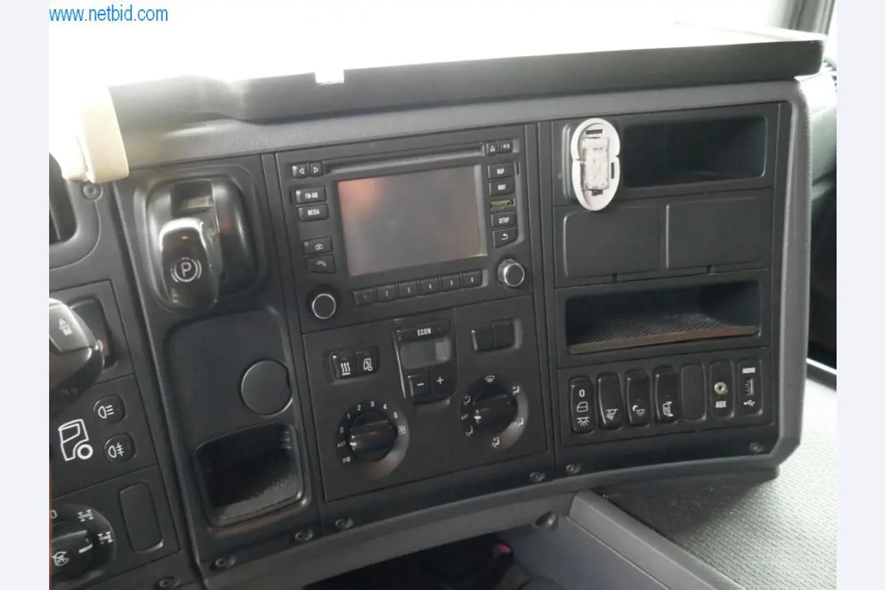 Machines de construction et véhicules-10