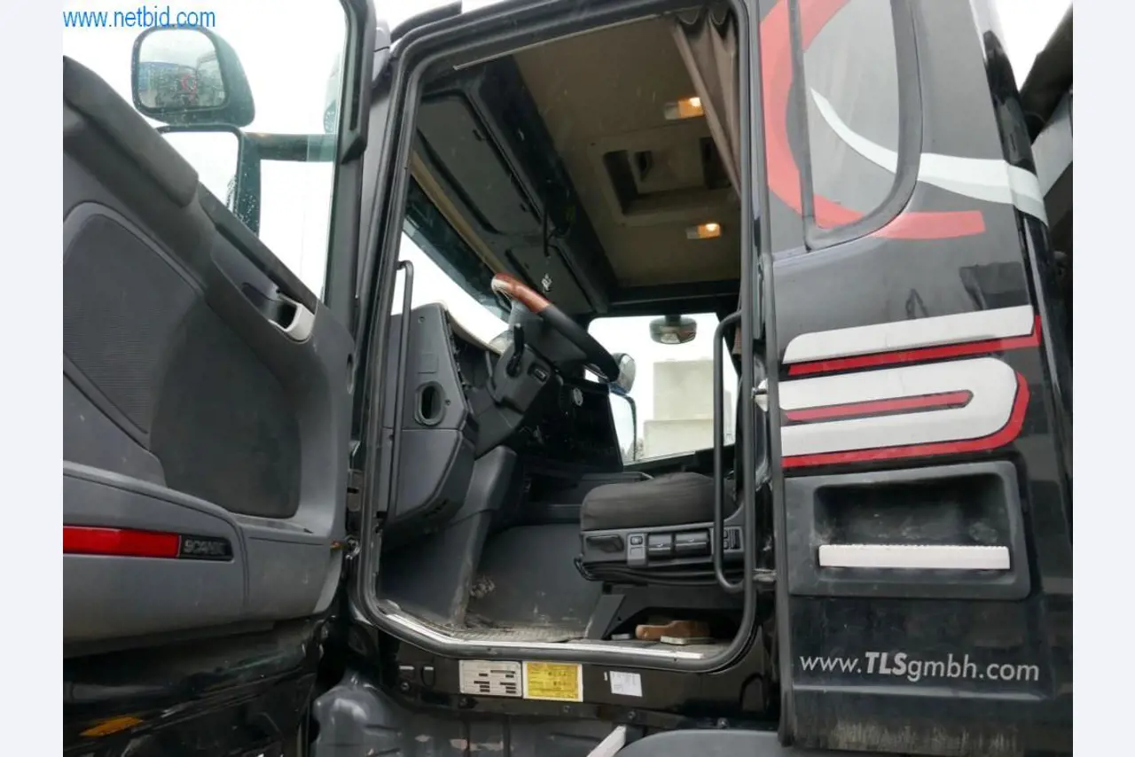 Machines de construction et véhicules-8