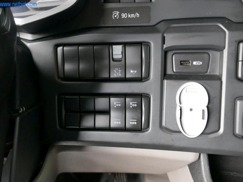 Stavební stroje a vozidla-10