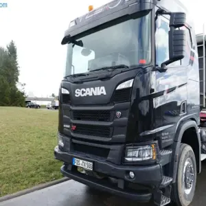 2-osiowy ciągnik siodłowy Scania R500