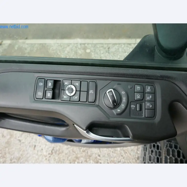 Baumaschinen und Fahrzeuge-10