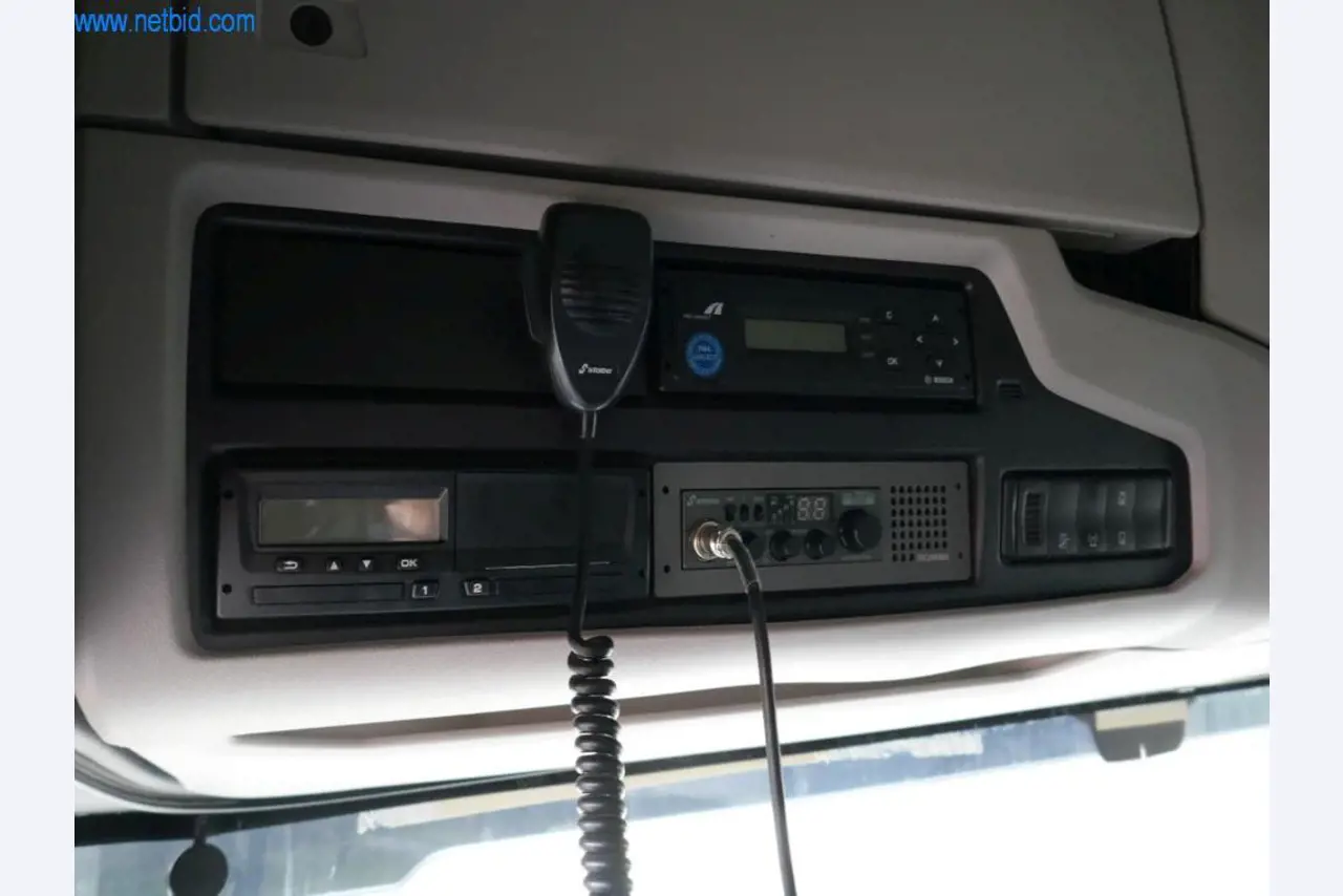 Baumaschinen und Fahrzeuge-11