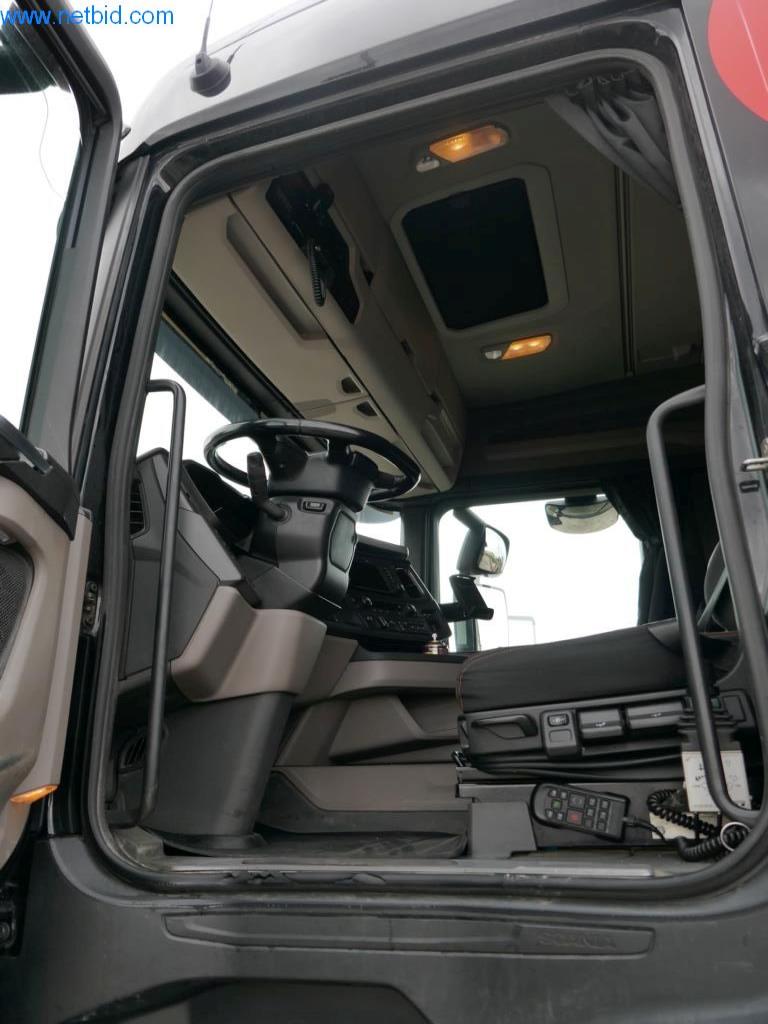 Stavební stroje a vozidla-4