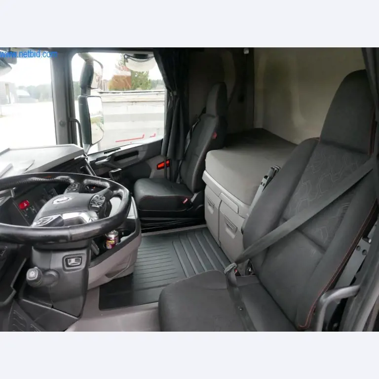 Baumaschinen und Fahrzeuge-6