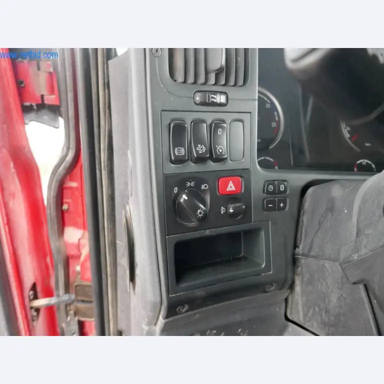 Machines de construction et véhicules-11