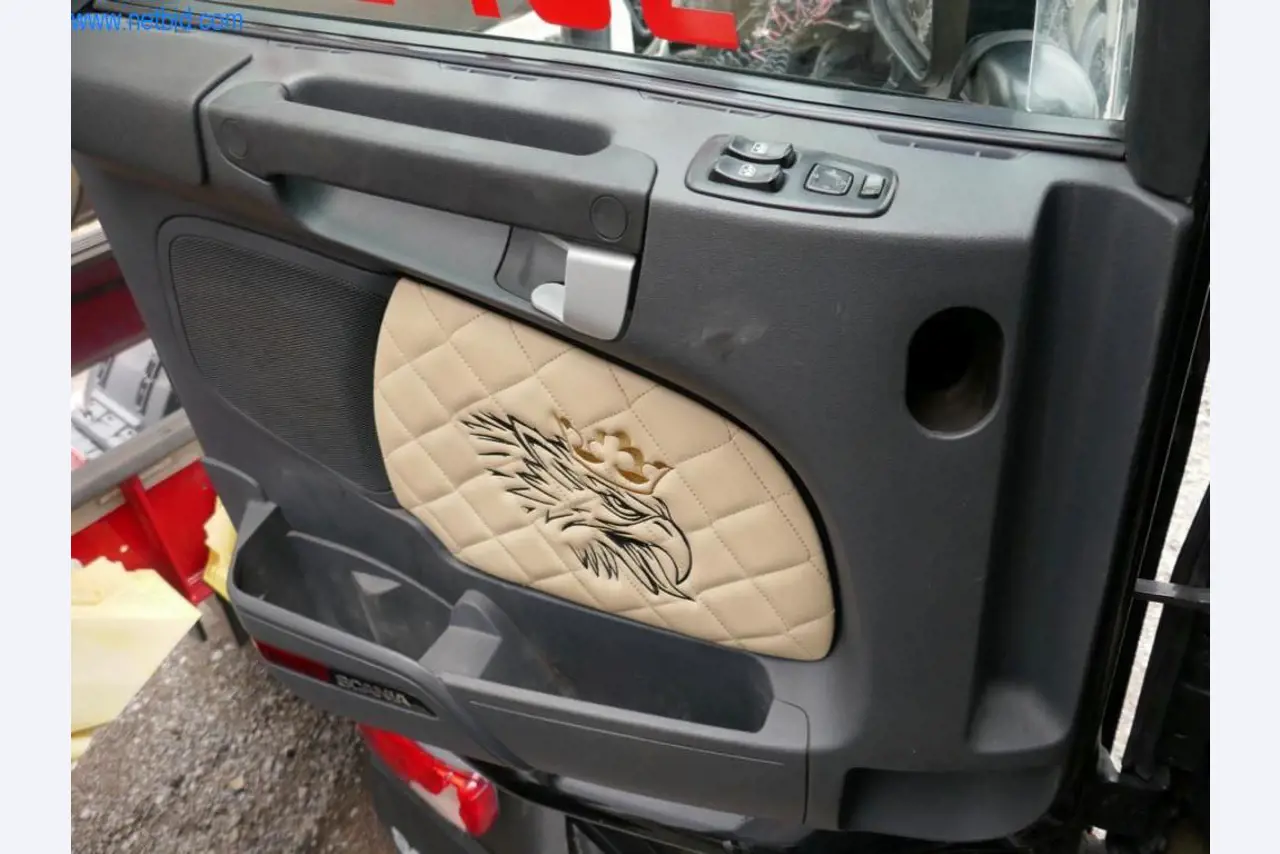 Machines de construction et véhicules-11