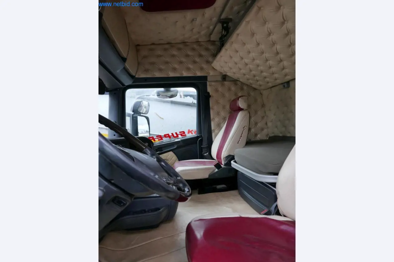 Machines de construction et véhicules-7