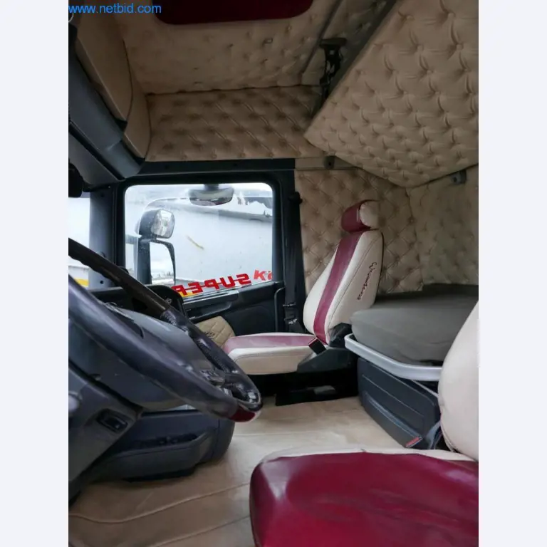 Machines de construction et véhicules-7