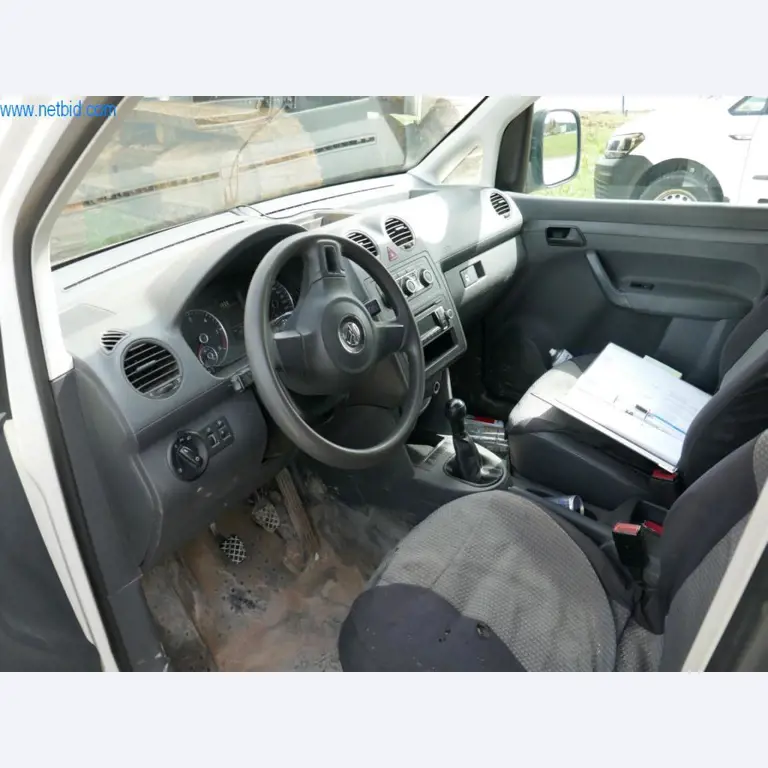 Maszyny budowlane i pojazdy-6