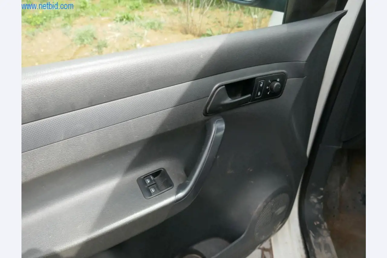 Maszyny budowlane i pojazdy-9