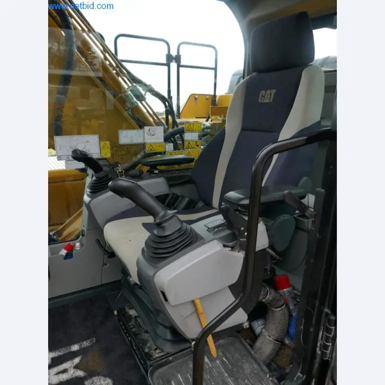 Baumaschinen und Fahrzeuge-7