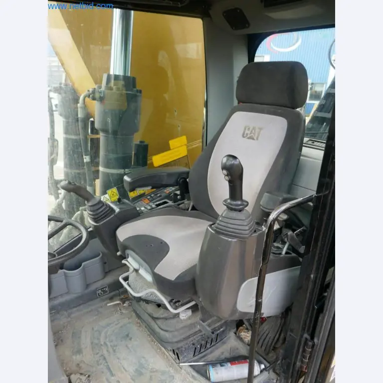 Máquinas e veículos de construção-8