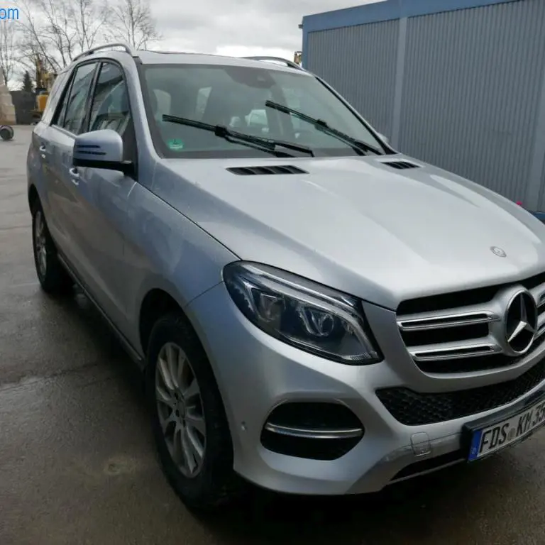 Auto/SUV Mercedes-Benz GLE350D 4Matic