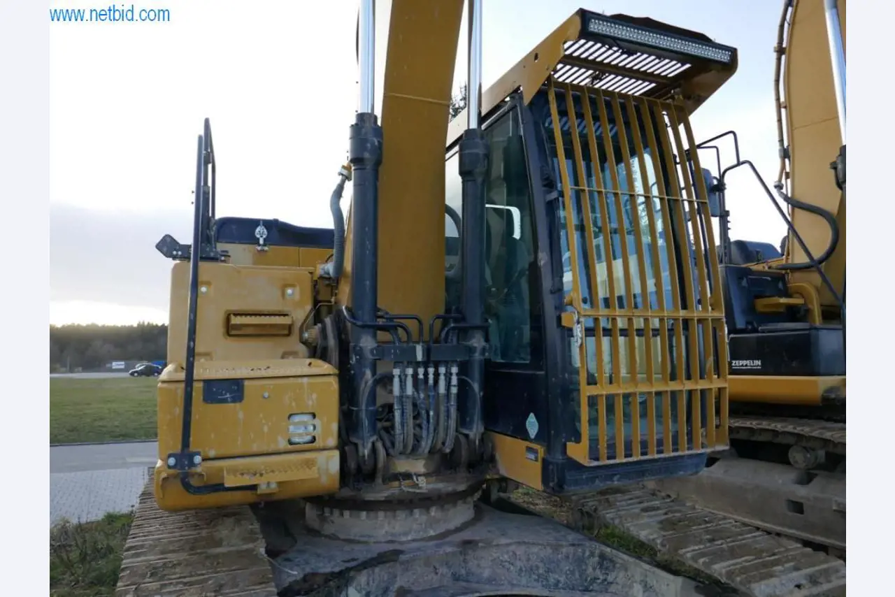 Baumaschinen und Fahrzeuge-12